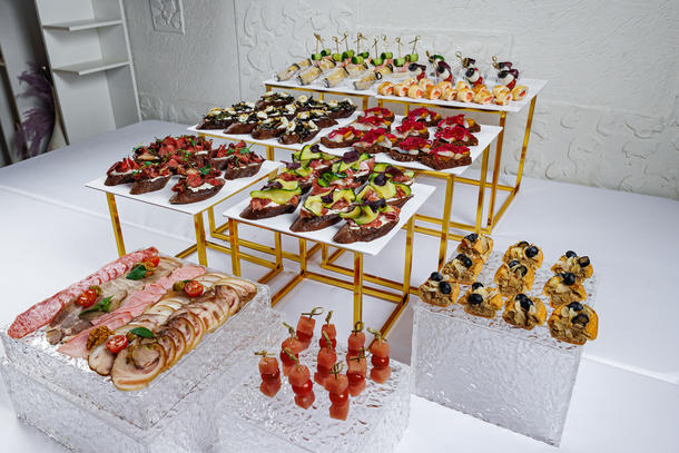 Фуршет-бокс "Мужская компания" (120 позиций)