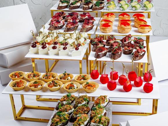 Фуршет-бокс "День Рождения" на 13-17 персон в Ярославле