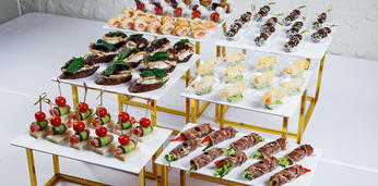 Фуршет-бокс "Гастрономическое удовольствие" на 18-22 персон