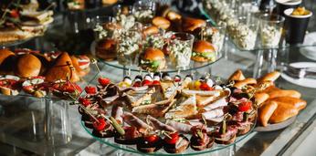 Фуршетный сет "офисный" на 10 персон