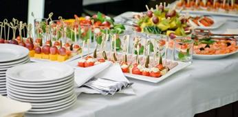 Премиальный фуршет с обслуживанием на 70 персон